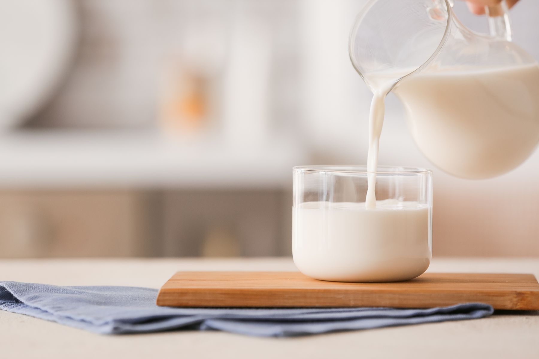 Які продукти містять лактозу?